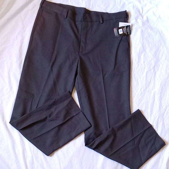 PGA TOUR Asphalt Men's Golf Pants Flat Front Gray Size 38×32 - Picture 2 of 11